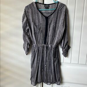 Black and White Patterned long sleeve Dress